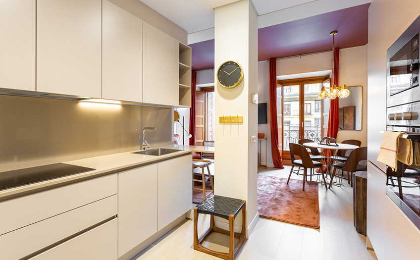 Studio 56 equipa uno de los edificios más emblemáticos de Malasaña